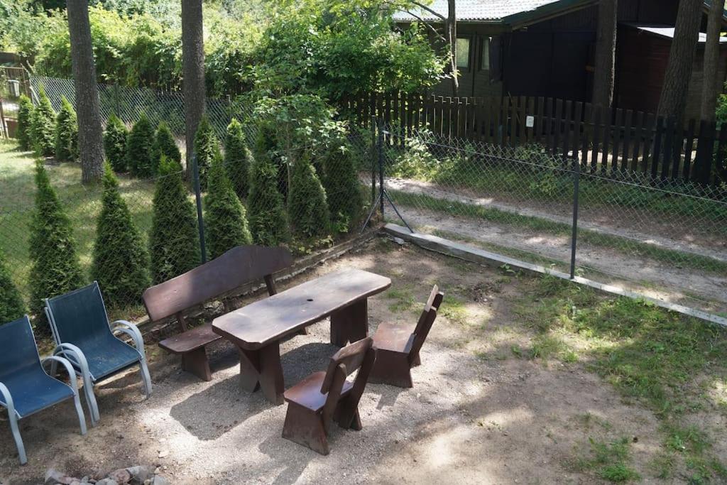 Domek Nad Jeziorem Kaszuby Max 6 Os Bieszkowice Exterior photo